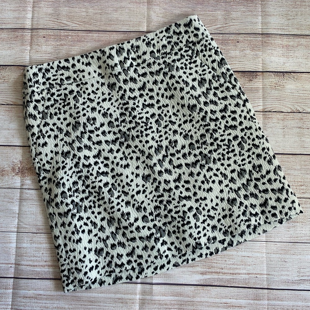 NWT Ann Taylor Loft Cheetah Skirt - 14
